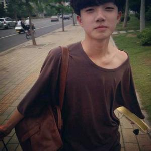 qq头像男生萌萌哒:一朵玫瑰